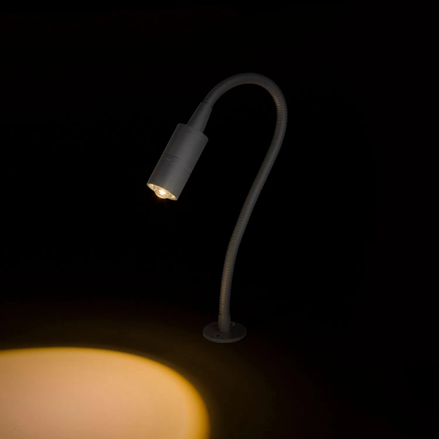Rendl Light Studio Esa spot LED cu clema gri argintiu