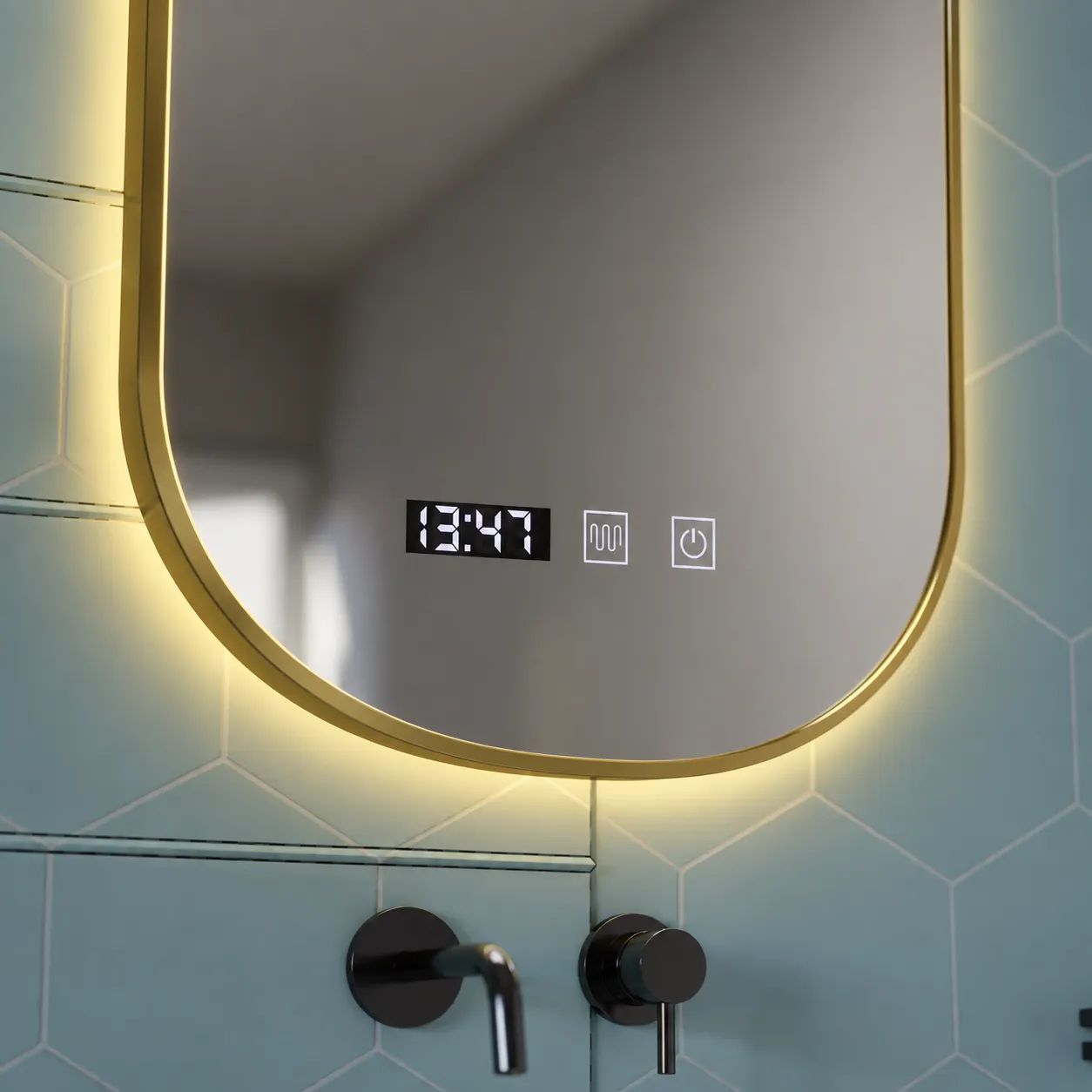 Alessandro Design Konrad 50x80 oglinda LED aurie