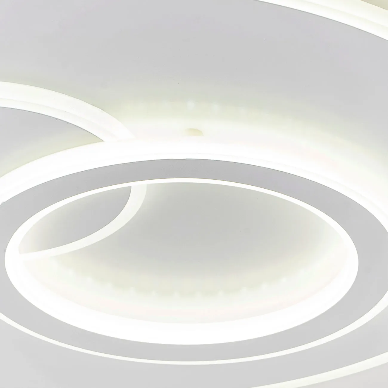 Alessandro Design NOLUX 34W lustra LED alba dimabila